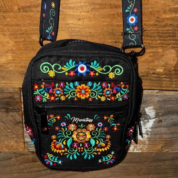 🌸 Bordado Embroidered Crossbody Bag + Tumbler Belt | Multi-Way Festival Ready 🌸 - Picture 11 of 12